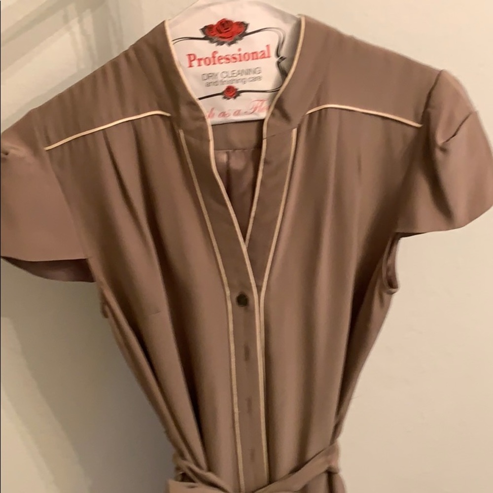 Retro silk mauve dress with white trim- 6